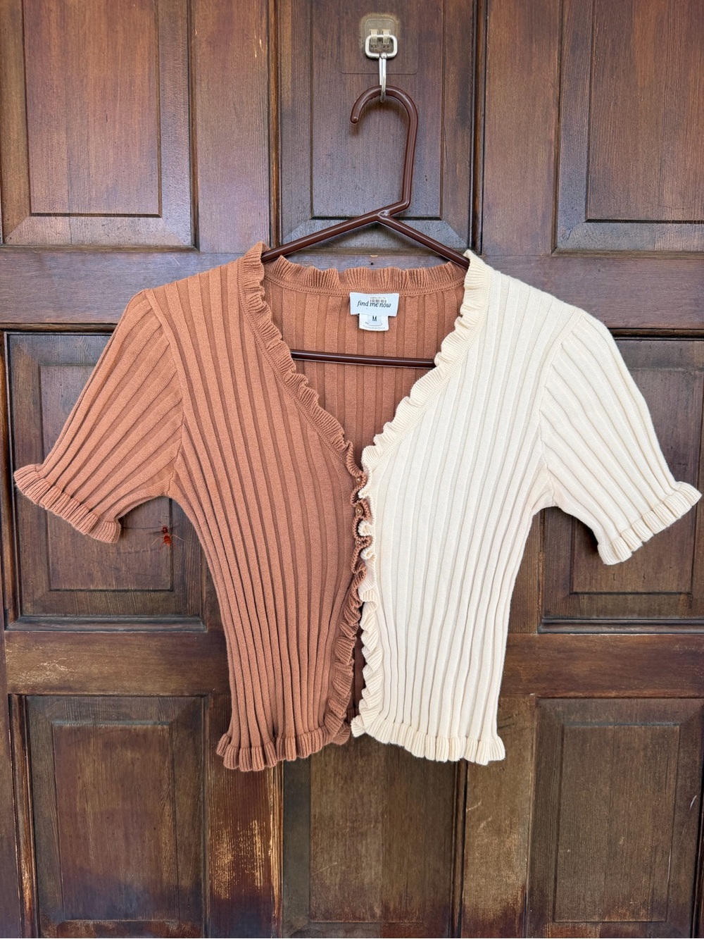 Finders Keepers Ribbed Two-Tone Ruffle-Edge Top — Brown & Cream - Picture 2 of 6